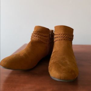 New Directions Tillie Ankle Booties